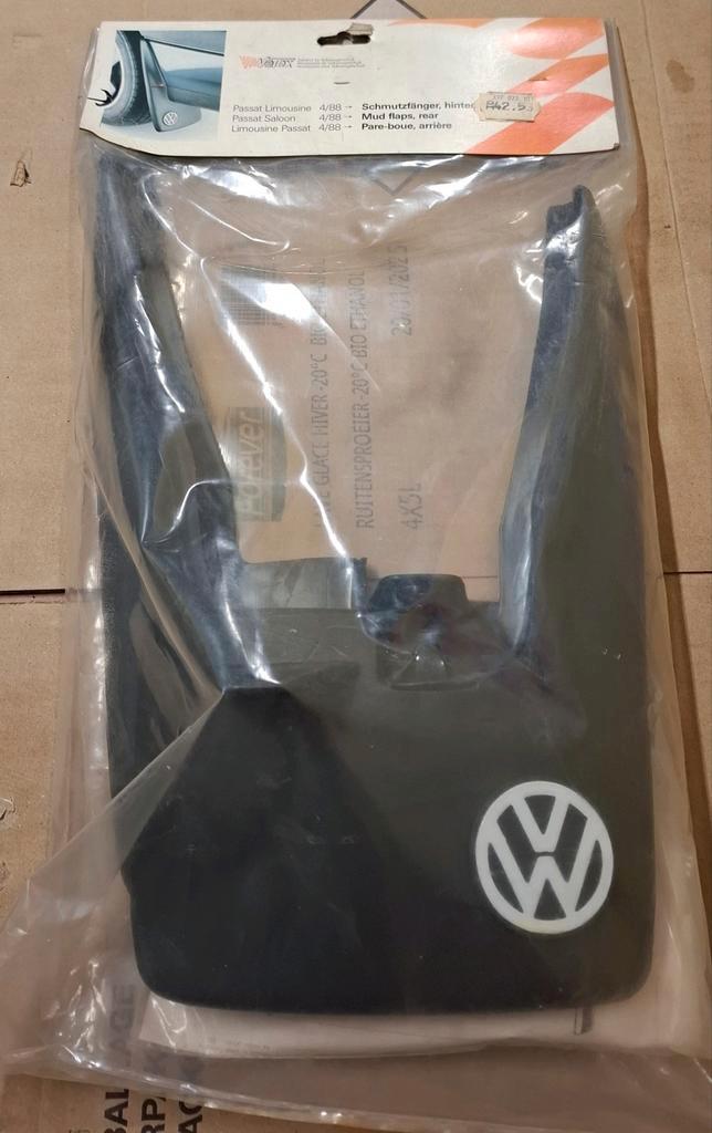 Volkswagen Passat B3 achterspatlappen sedan NIEUW, Auto diversen, Tuning en Styling, Ophalen of Verzenden