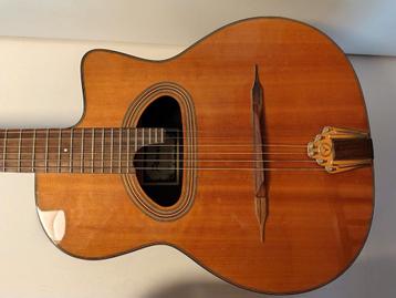 Gypsy gitaar Phoenix beschikbaar voor biedingen