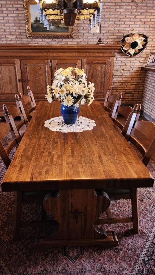 EIKEN TAFEL, 6 STOELEN, 2 KASTEN, Huis en Inrichting, Kasten | Dressoirs, Zo goed als nieuw, Met lade(s), Met deur(en), Met plank(en)