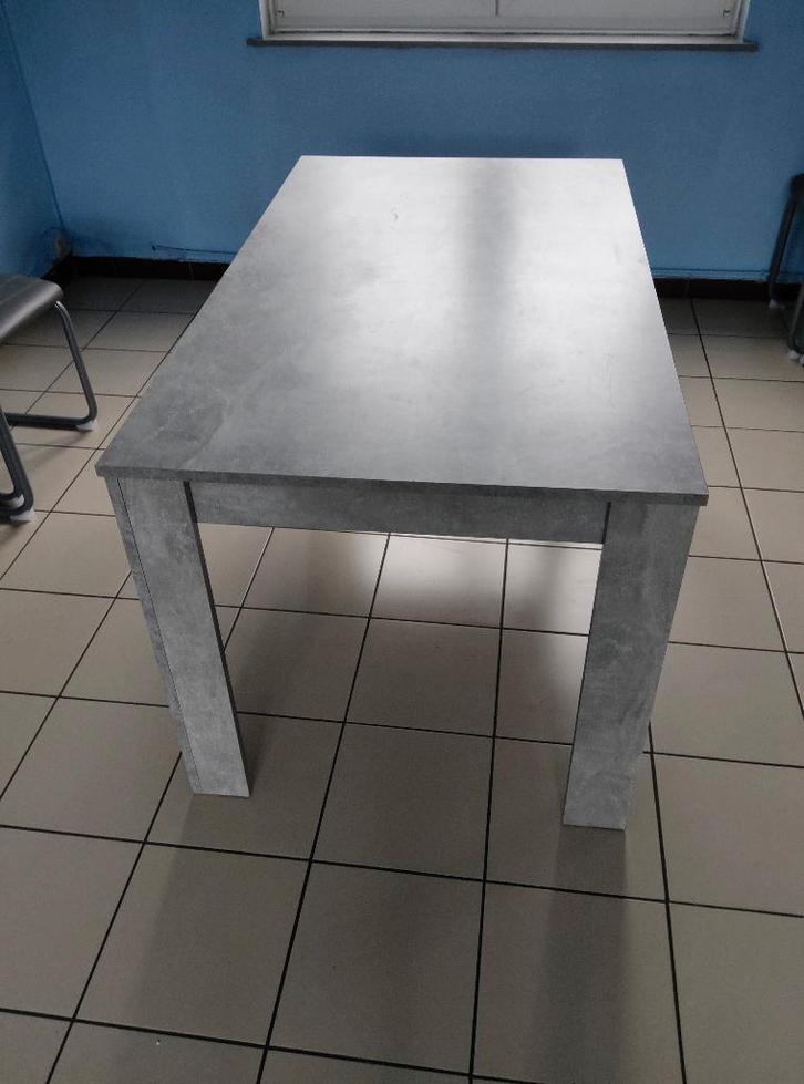 Table de salle à manger et 8 chaises, Huis en Inrichting, Tafels | Eettafels, Zo goed als nieuw, 50 tot 100 cm, 100 tot 150 cm