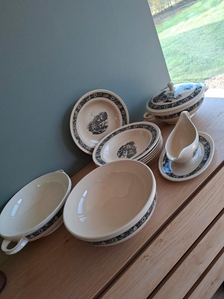 BOCH LA LOUVIERE tafelserviesvormen., Antiek en Kunst, Antiek | Servies los