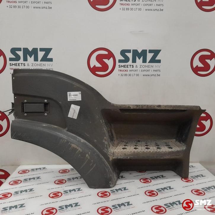 Occ Iveco étape à droite, Autos : Pièces & Accessoires, Pièces camion, Iveco, Autres pièces automobiles, Utilisé