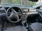 Toyota Corolla Essence 1,4L climatisée, Auto's, Toyota, Zwart, Corolla, Wit, Handgeschakeld
