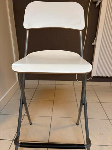 Barkrukken 8 stuks plooibaar , goeie staat .  beschikbaar voor biedingen