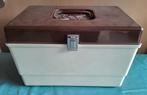 vintage koffer met naaigerief, Hobby en Vrije tijd, Naaien en Fournituren, Gebruikt, Ophalen of Verzenden