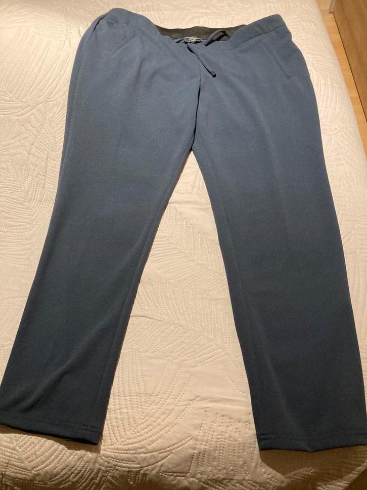 Donkerblauwe stretchbroek mt 52 (NIEUW), Kleding | Heren, Broeken en Pantalons, Nieuw, Maat 52/54 (L), Blauw, Ophalen of Verzenden