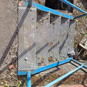 Escalier plus marche  beschikbaar voor biedingen