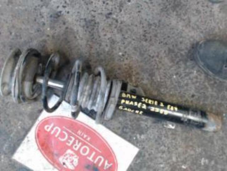 Amortisseur avant gauche BMW E87 2.0D 100kw  2007-2011, Autos : Pièces & Accessoires, Suspension & Châssis, BMW, Utilisé, Enlèvement ou Envoi