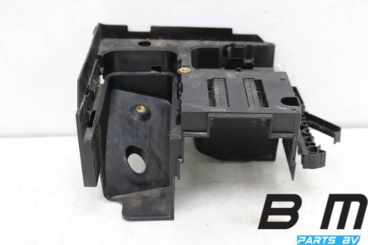 Houder voor zekeringkast VW Golf Plus 5 1K0907361B, Auto-onderdelen, Carrosserie, Gebruikt