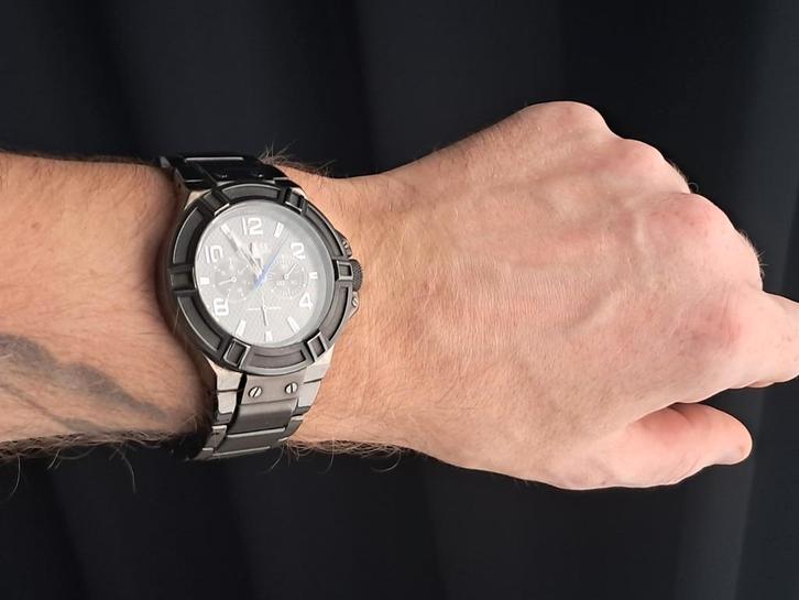 Guess w0218g1 heren horloge (geen antiek), Handtassen en Accessoires, Horloges | Antiek, Ophalen