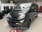 Opel Vivaro 2.5DIESEL| DUBBEL CABINE| LICHTE VRACHT| TREKHAA, Auto's, Opel, 135 pk, Stof, 4 cilinders, Zwart