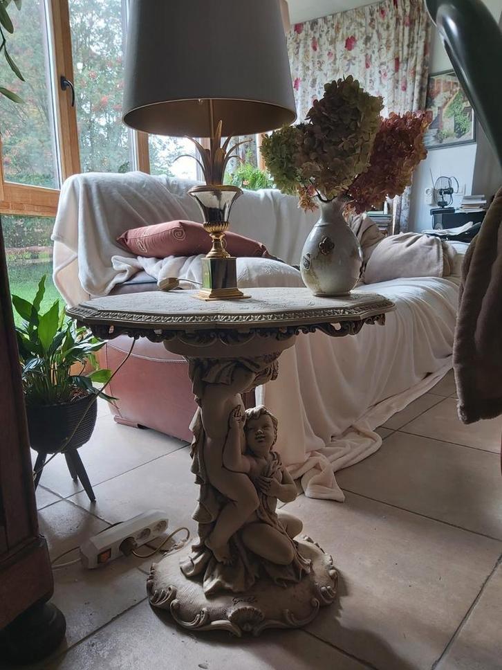kleine tafel, Antiek en Kunst, Antiek | Meubels | Kasten, Ophalen