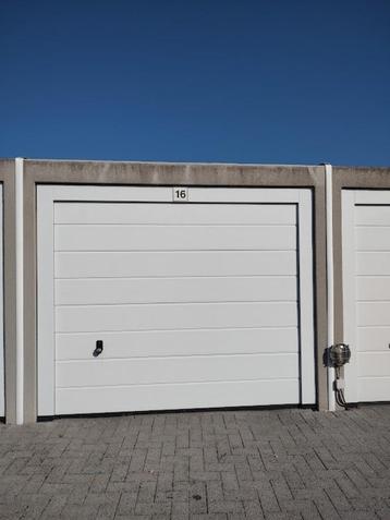 GARAGE MET SECTIONALE POORT TE ZELE  NR16 beschikbaar voor biedingen