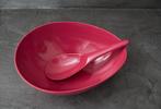 Plat fuschia sous forme d'oeuf (24x 19 cm) + cuillère 21 cm, Enlèvement, Neuf