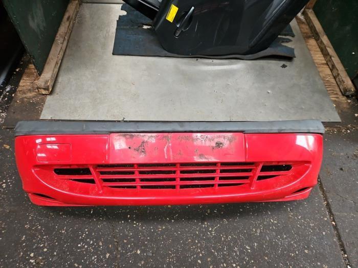 Voorbumper van een Ford Fiesta, Auto-onderdelen, Carrosserie, Bumper, Ford, Gebruikt, 3 maanden garantie, Ophalen of Verzenden