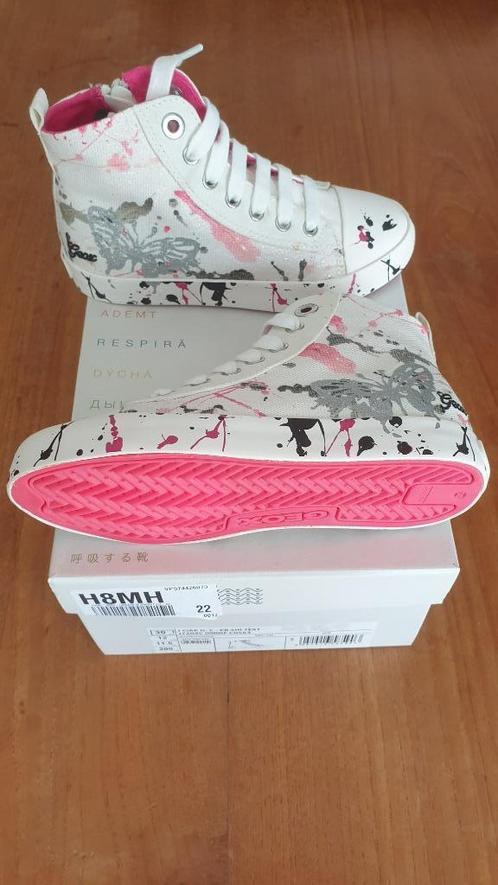 Mooie GEOX meisjes sneakers nieuw maat 30 mt rits norm: 110€, Kinderen en Baby's, Kinderkleding | Schoenen en Sokken, Nieuw, Schoenen