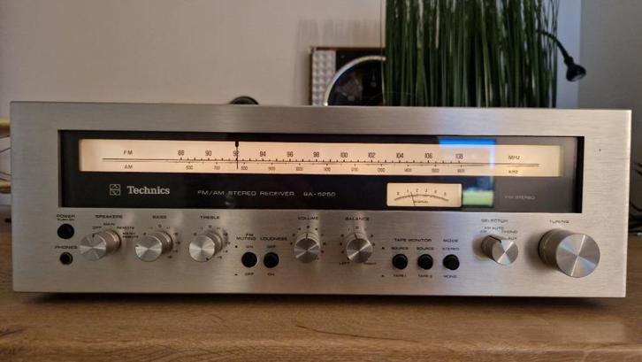 Technics SA-5250 Vintage stereo receiver, Audio, Tv en Foto, Versterkers en Ontvangers, Gebruikt, Stereo, 120 watt of meer, Overige merken