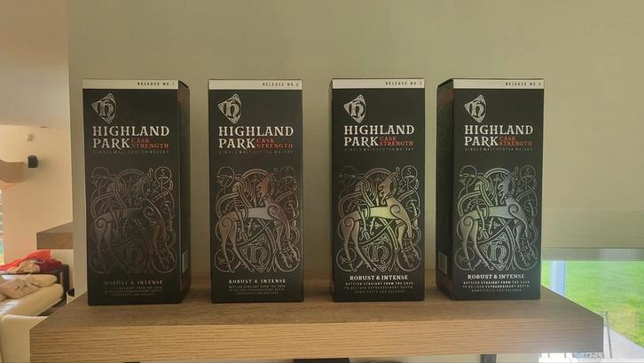 PrijsverlagingComplete collectie Highland Park Cask Strenght, Verzamelen, Wijnen, Nieuw, Ophalen of Verzenden