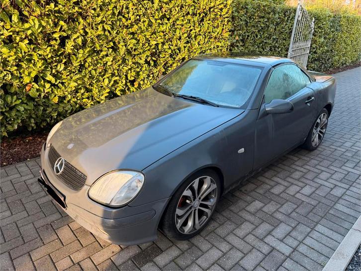 Mercedes-Benz SLK 200, Autos, Mercedes-Benz, Particulier, SLK, Noir, Enlèvement