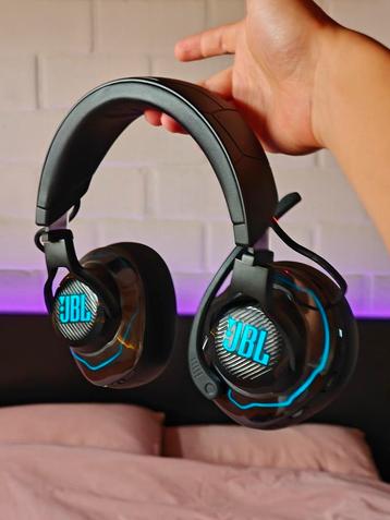 JBL Quantum 910 Wireless Gaming Headset beschikbaar voor biedingen