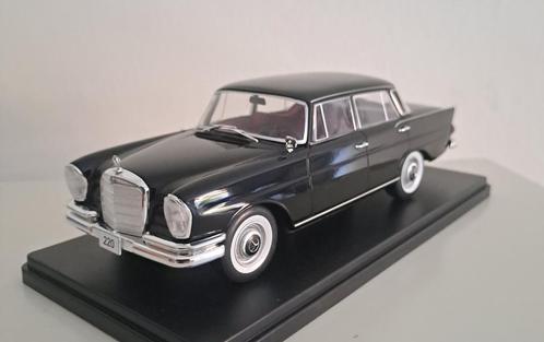 Mercedes Benz 220 (W111) 1959, Hobby en Vrije tijd, Modelauto's | 1:24, Nieuw, Auto, Overige merken, Verzenden