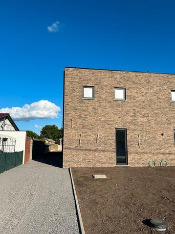 Nieuwbouw woning met 3 slpk te huur in Maasmechelen, 20 kWh/m²/an, 170 m², 1 kWh/an, Province de Limbourg