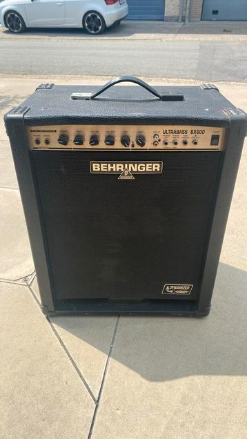 Behringer ultrabass BX600, Enlèvement, Utilisé, 50 à 100 watts