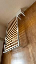 Lit enfant IKEA + Table de nuit + Matelas neuf, Kinderen en Baby's, Kinderkamer | Bedden, Ophalen, Zo goed als nieuw