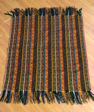 Veelkleurig kleed tafelkleed 104/100 beschikbaar voor biedingen