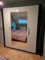 Grande armoire 4 portes avec miroir, Ophalen, Gebruikt