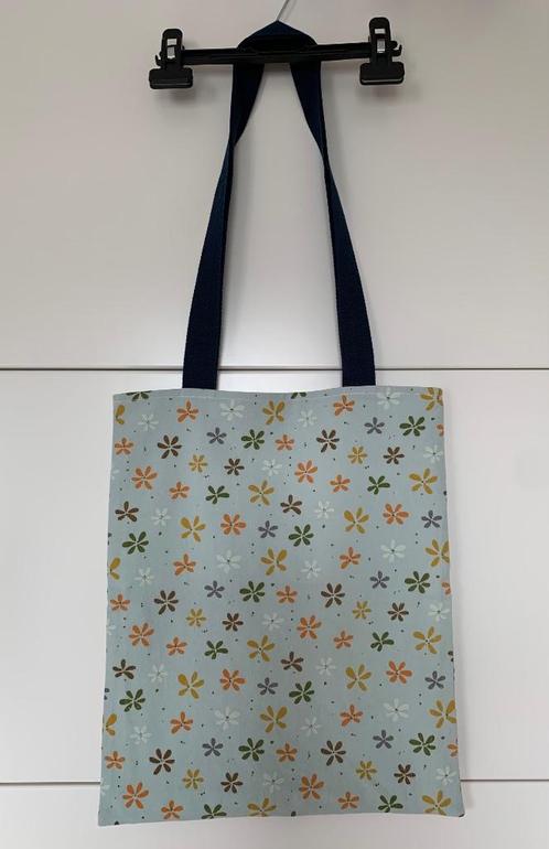 Sac tote bag motif fleurs, Bijoux, Sacs & Beauté, Sacs | Sacs Femme, Neuf, Shopper, Bleu, Enlèvement ou Envoi