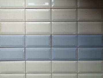 NIEUW afgeschuinde metrotegel van 15x7,5 cm - 2,26m2. beschikbaar voor biedingen