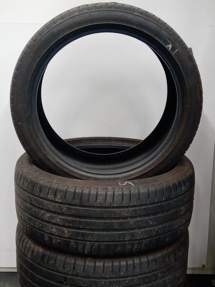 Bridgestone 255/40 R20 101Y, Auto-onderdelen, Banden en Velgen, Band(en), Zomerbanden, 20 inch, 255 mm, Personenwagen, Gebruikt