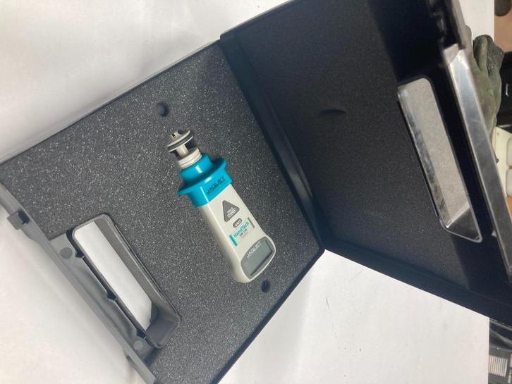 tachometer - toerentalmeter, Doe-het-zelf en Bouw, Meetapparatuur, Zo goed als nieuw, Ophalen of Verzenden