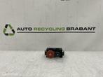Gevarenlicht schakelaar Renault Clio 3 ORIGINEEL 252103766R, Auto-onderdelen, Gebruikt, Renault, Ophalen of Verzenden, Renault
