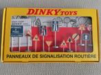 Dinky toys verkeersborden, Hobby en Vrije tijd, Nieuw, Dinky Toys, Ophalen of Verzenden, Auto