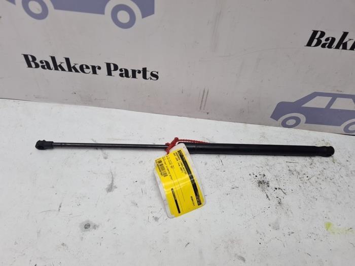 Gasdemper links-achter van een Seat Leon, Auto-onderdelen, Carrosserie, Seat, Gebruikt, 3 maanden garantie