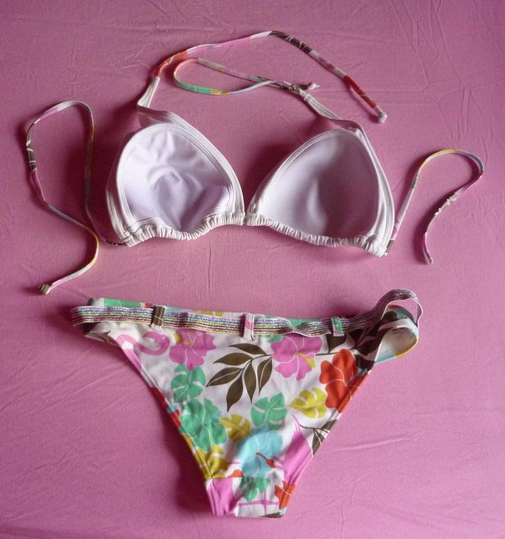 Witte bikini van Hunkemöller Beachwear Maat 38, Kleding | Dames, Badmode en Zwemkleding, Bikini, Ophalen of Verzenden