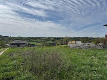 Terrain à vendre à Lesve beschikbaar voor biedingen