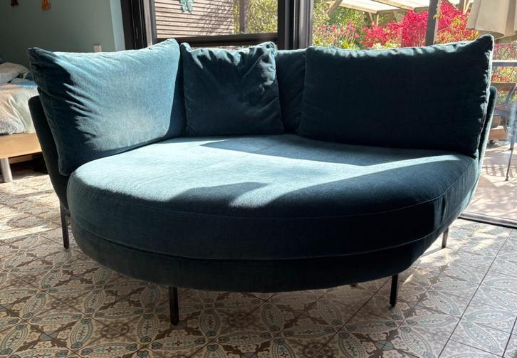 Ronde blauwe zetel van Olta – in perfecte staat!, Huis en Inrichting, Zetels | Voetbanken en poefs, Gebruikt, Rond, Stof, Ophalen
