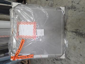 Dubbelwandige polycarbonaat koepel dagmaat 80cm x 80cm opaal beschikbaar voor biedingen