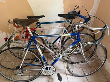 Lot van 17 retro koersfietsen beschikbaar voor biedingen