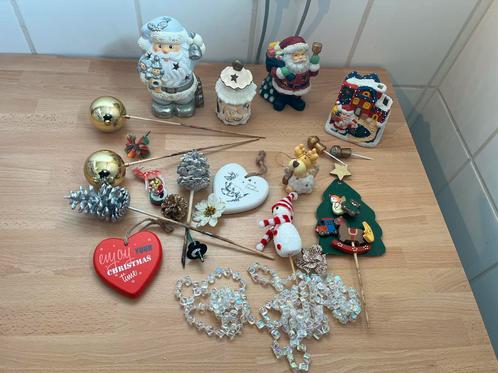 Kerstversiering allerlei (zie foto’s) 🎄🎅🏻🌲🤶🏻, Diversen, Kerst, Zo goed als nieuw, Ophalen