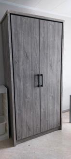 Chambre enfant, Enlèvement