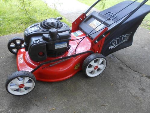 Tondeuse Auto tractée GTM PROFESSIONAL, Tuin en Terras, Grasmaaiers, Zo goed als nieuw, Benzine-grasmaaier, 40 t/m 49 cm, Cirkelmaaier