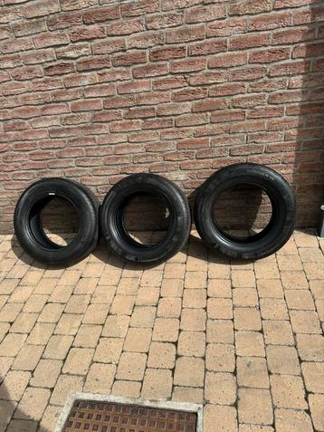  pneus en 205/65/R15 