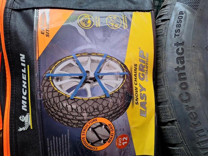 Sneeuwsokken Michelin EVO12., Auto diversen, Sneeuwkettingen, Zo goed als nieuw, Ophalen