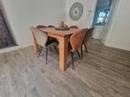 Massief houten eettafel met 6suede stoelen., Huis en Inrichting, Stoffering | Vloerbedekking, Ophalen, Gebruikt