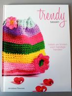 Trendy tassen haken en breien, Boeken, Ophalen of Verzenden, Zo goed als nieuw