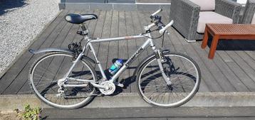 Fiets Thompson Racing Technology beschikbaar voor biedingen
